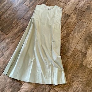 NWT The Frankie Shop Sigrid MIDI Dress in Sea Grass